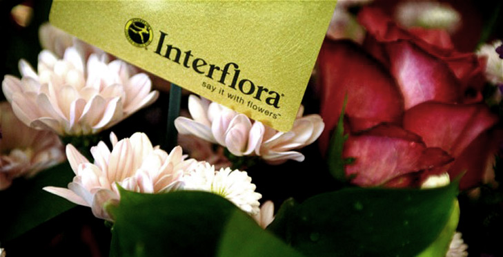 Russian Flowers Send To Russia Moscow And Region Subtle Freshness Roses And Lilies