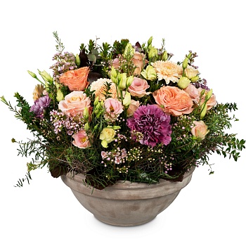 Flower arrangement Last Tribute for the cemetery