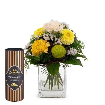 Flower bouquet 'Sunshine' with Gottlieber cocoa almonds